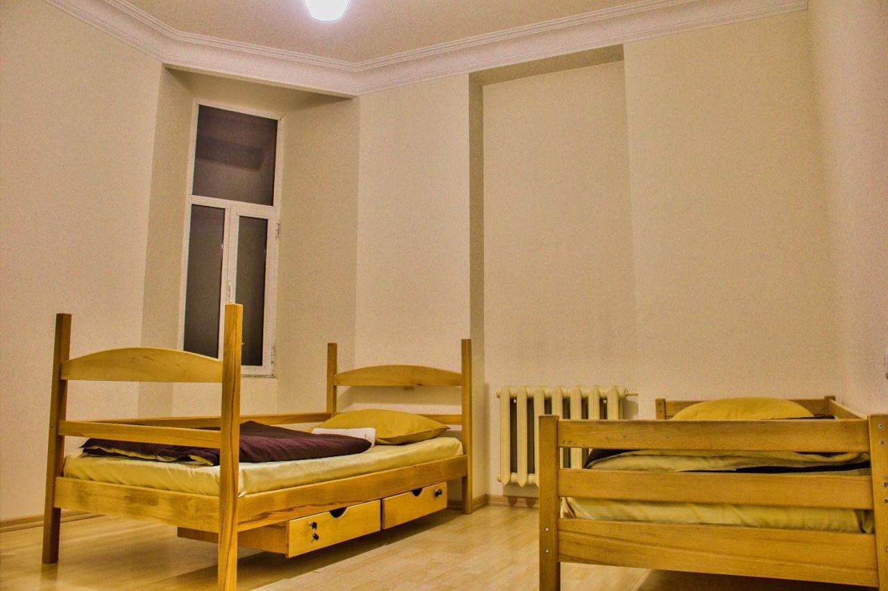 Classy And Cozy Hostel Jerevan Exteriör bild